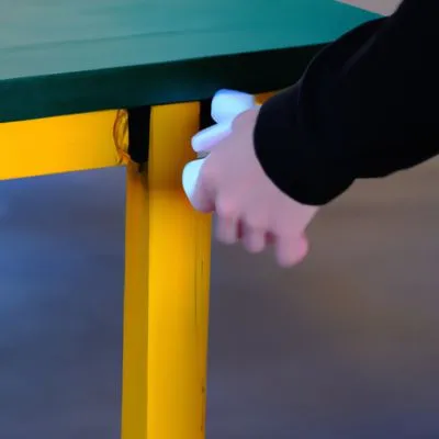 Cleaning the table legs